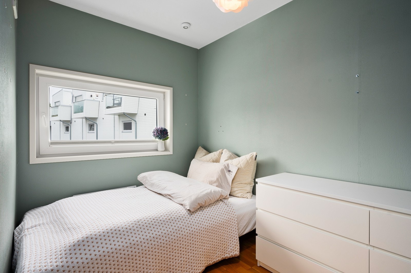 Soverom (2) Galleribilde