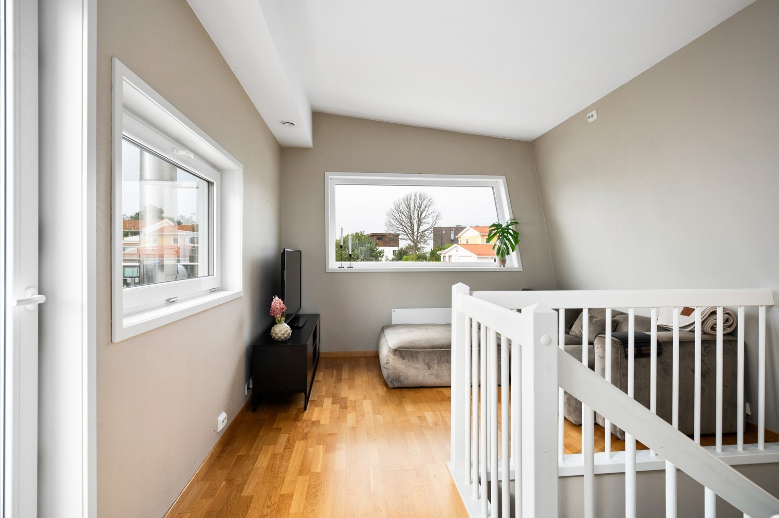 Utgang fra tv-stue til takterrassen Galleribilde