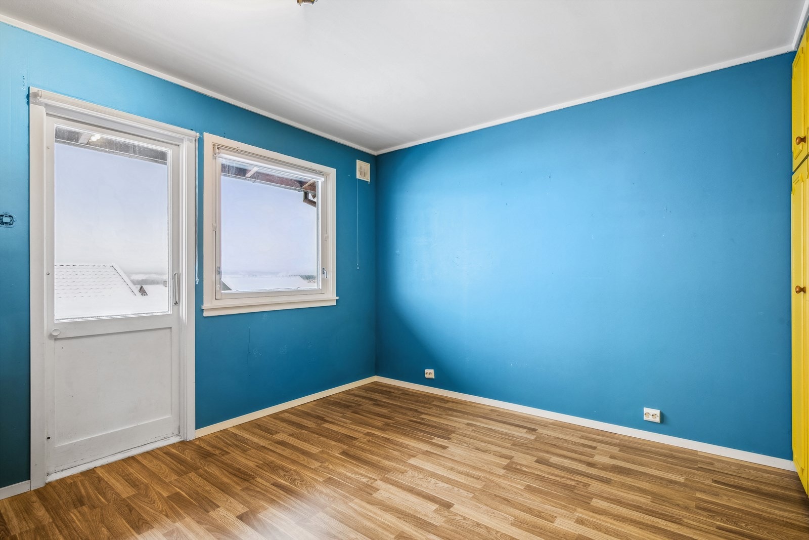 Soverom nr. 1 med utgang til balkong Galleribilde