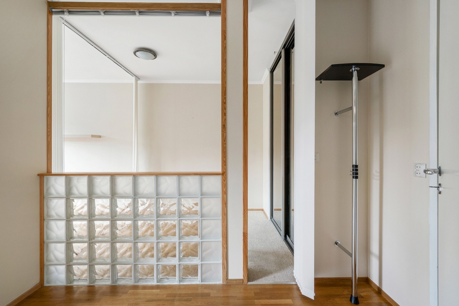 Entré. Galleribilde