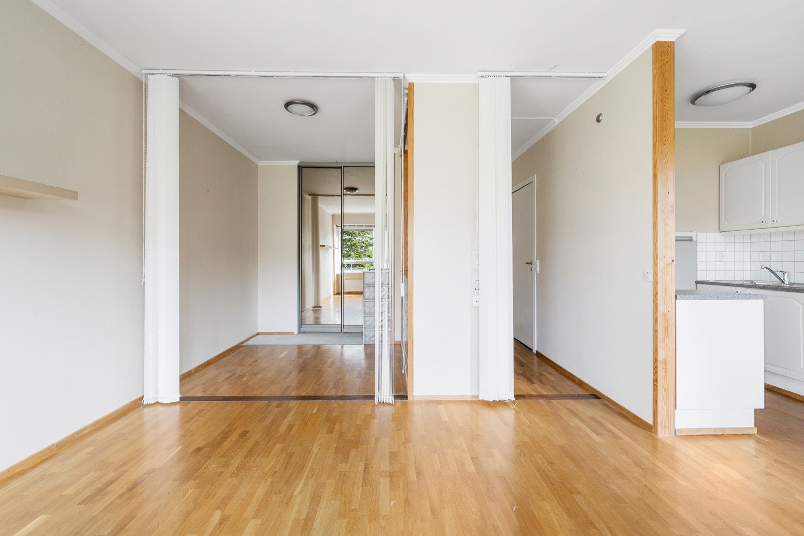 Stue. Plass til alkoveløsning. Galleribilde