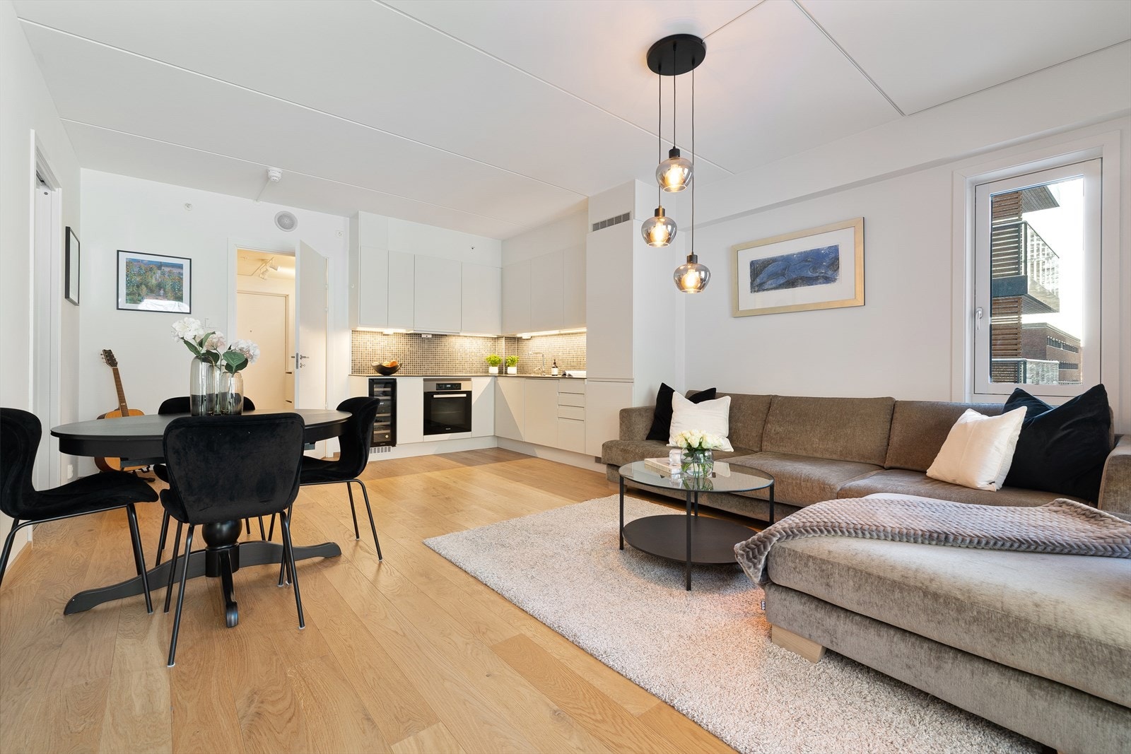 Det er mulig å innrede med en hyggelig spiseplass Galleribilde