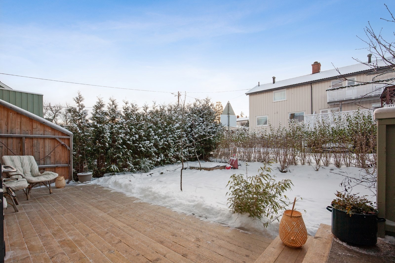 Uteområder blir som en forlengelse av stuen på varme sommerdager. Galleribilde