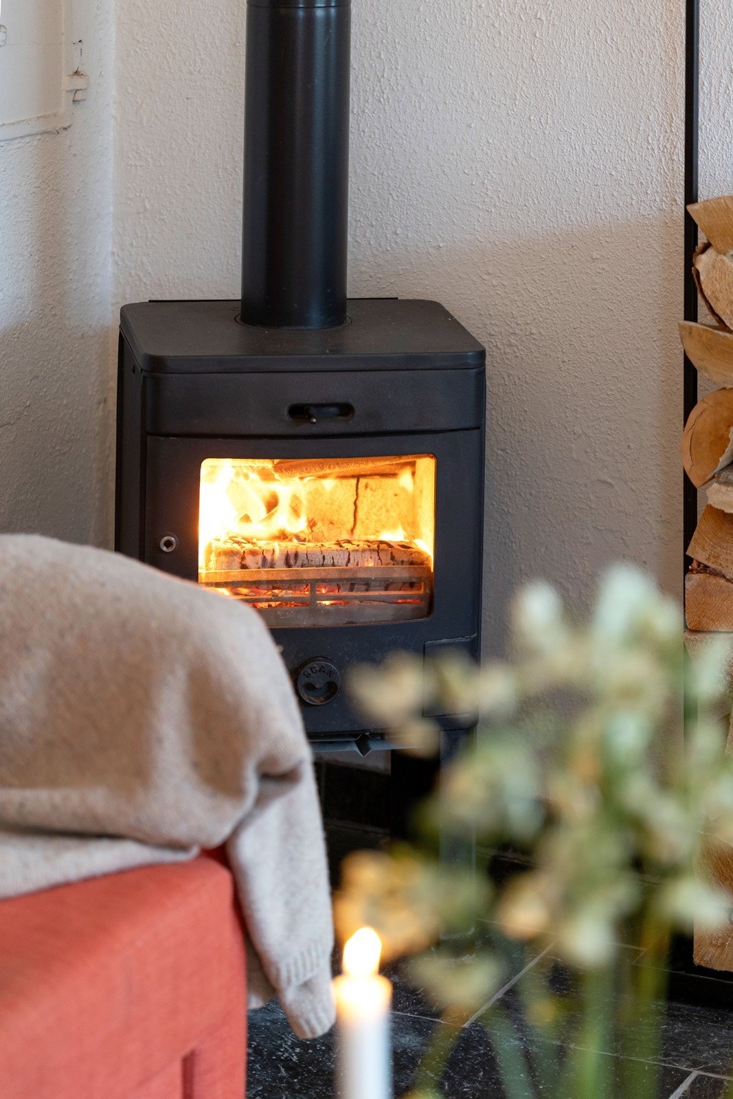 Koselig peis som gir godt med varme. Galleribilde