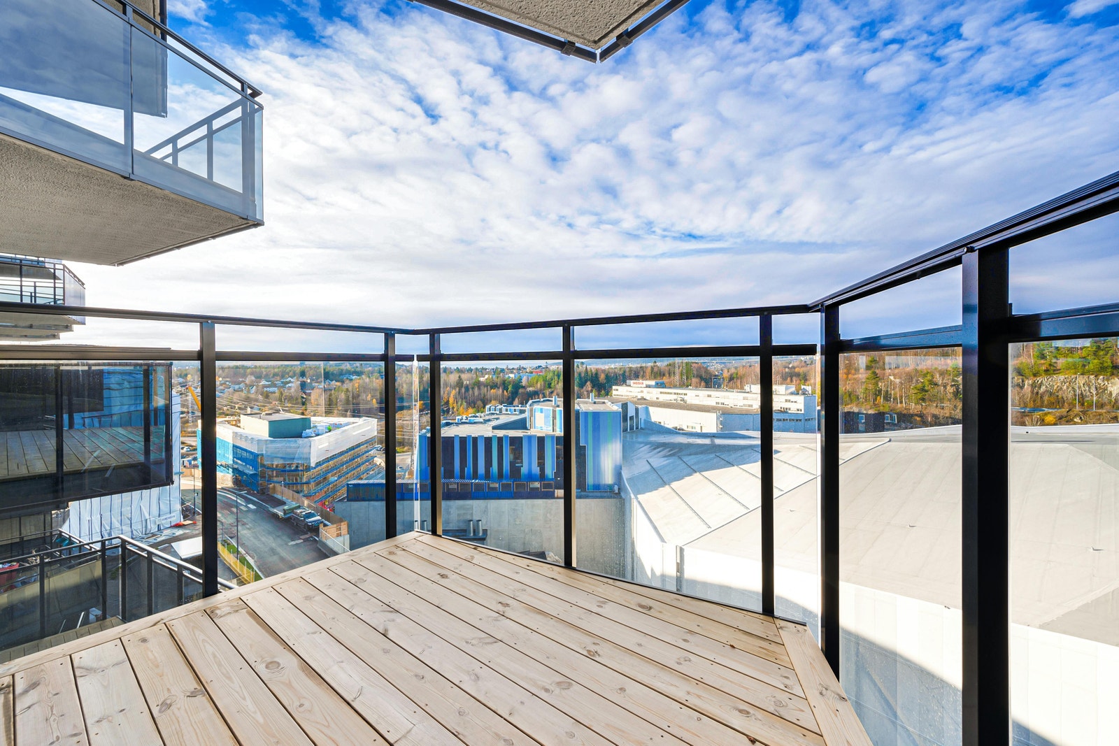 Koselig balkong med morgen/formiddagssol Galleribilde