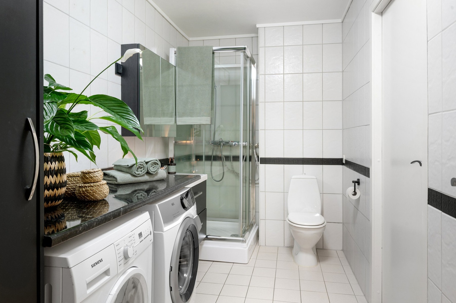 Pent og praktisk bad på hele 6.5 kvm. Galleribilde