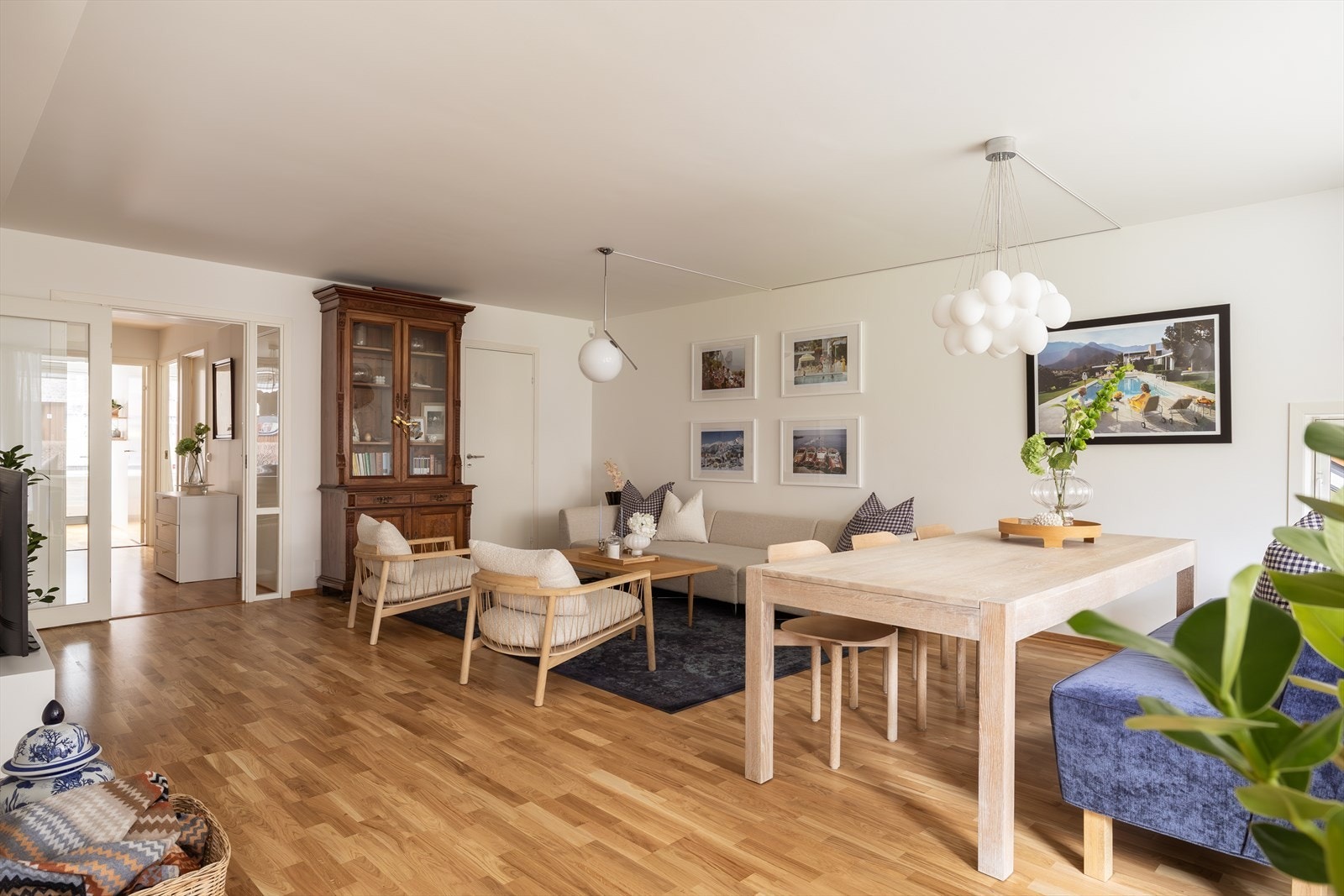 Leiligheten holder gjennomgående god standard. Galleribilde