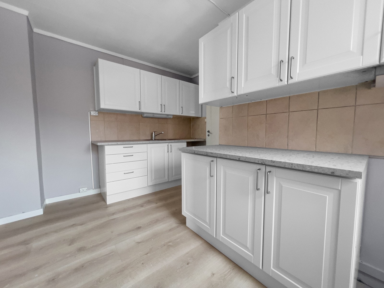 Nyere fronter og benkeplate fra 2025. Galleribilde