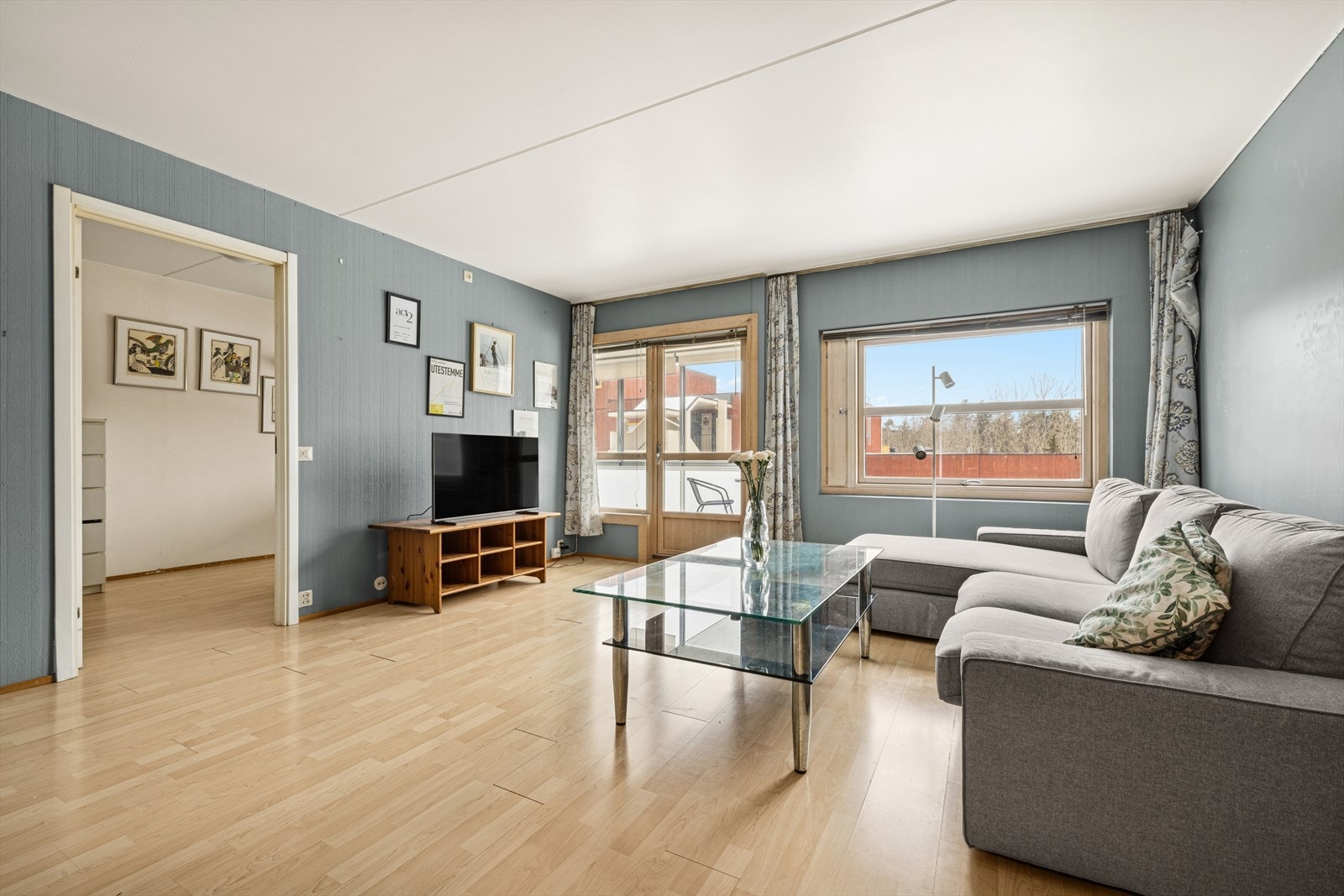 Velkommen til Lindebergåsen 50B, presentert av lokalmegler Mathias Traverso ved DNB Eiendom. Galleribilde