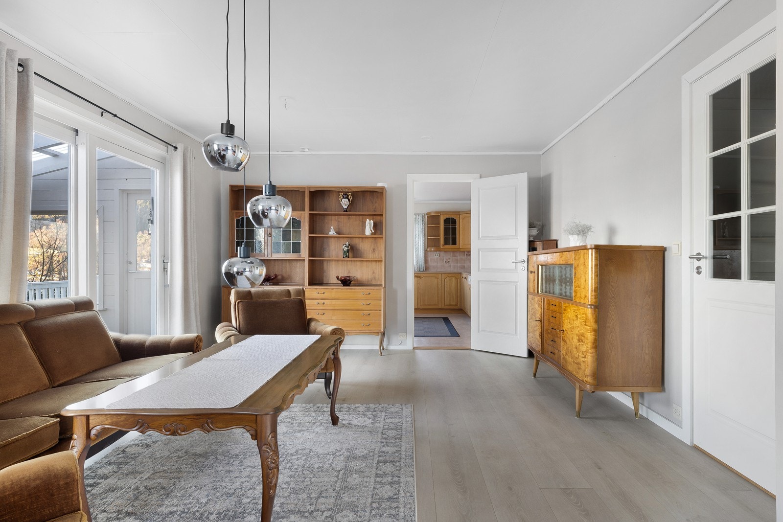 Boligen er opprinnelig bygget ca 1900, med et tilbygg fra 1989. Galleribilde