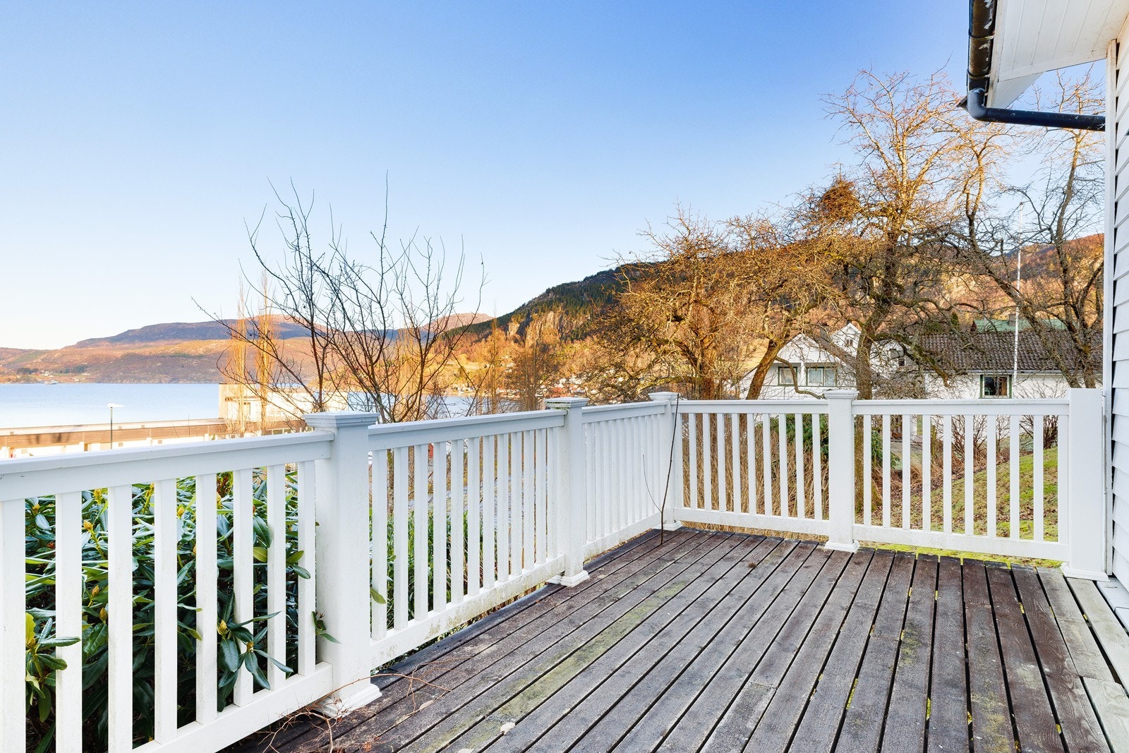 Man har flere kjekke oppholdsområder hvor man kan sitte skjermet og usjenert Galleribilde