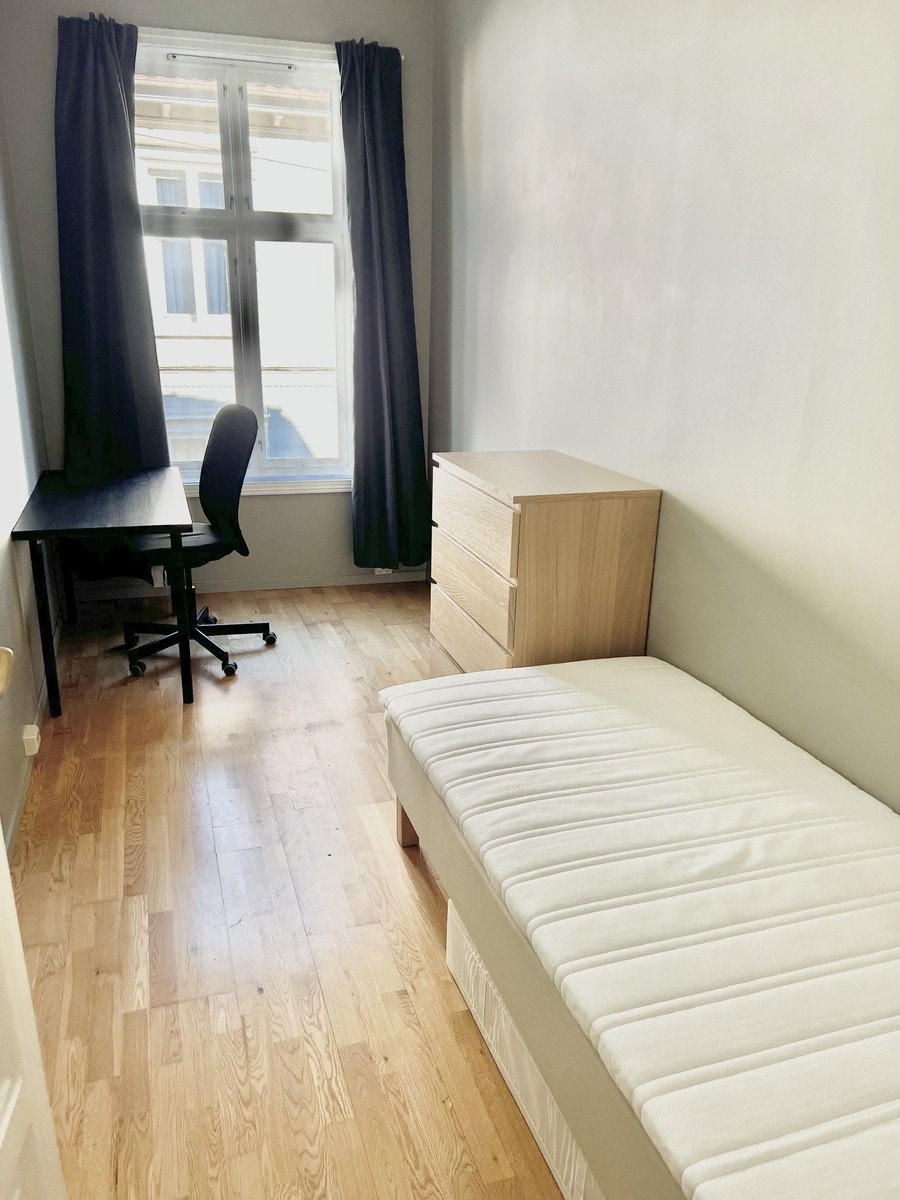 Soverom i 2. etg Galleribilde