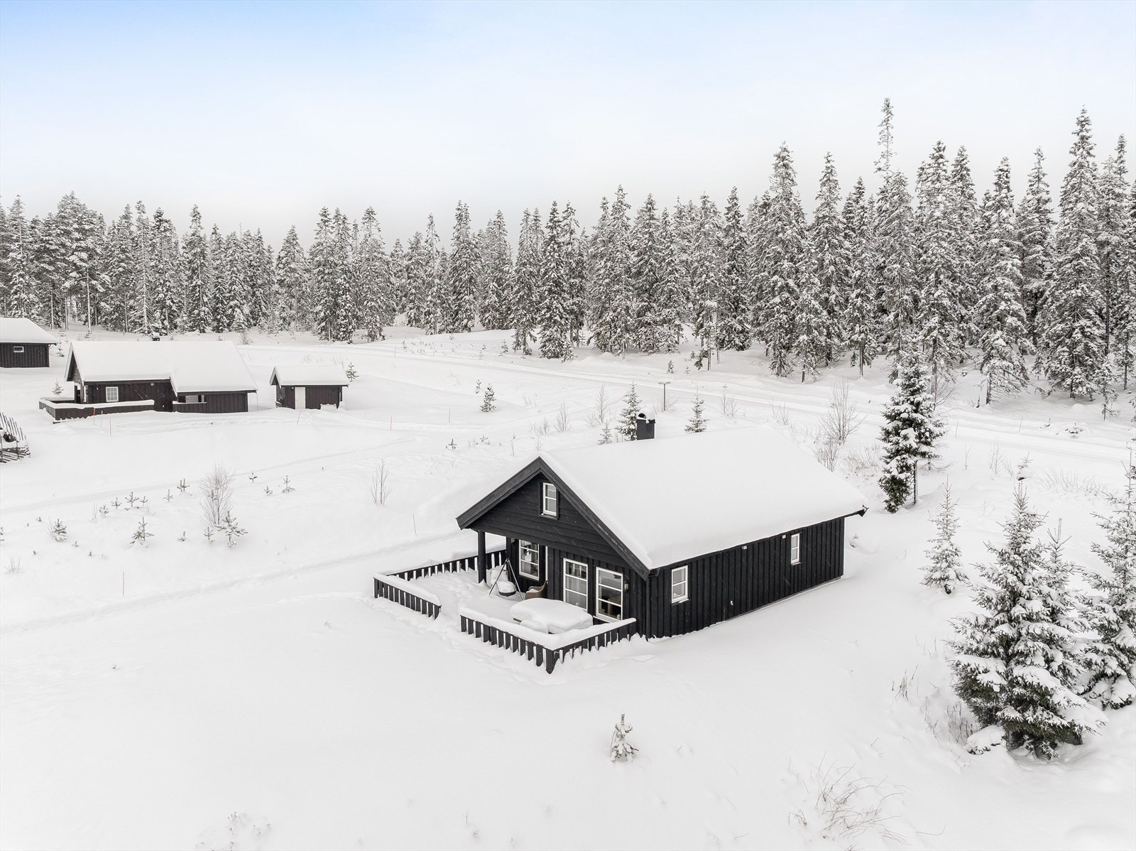 Fra hytta er det kort vei til langrennsløyper og Furutangen alpinsenter. Galleribilde