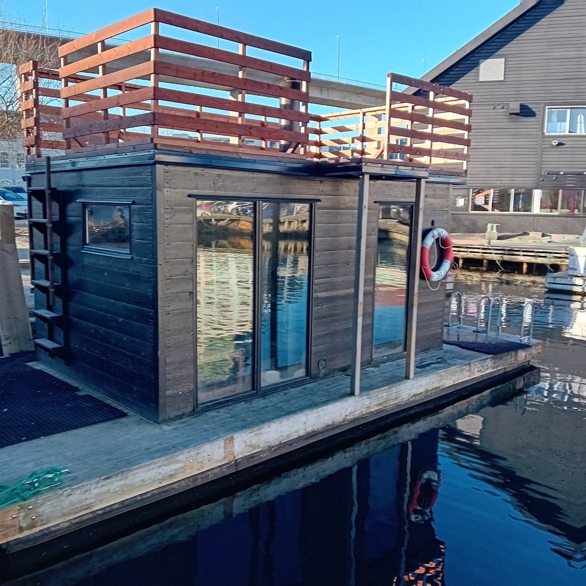 3 min walking to sauna, Galleribilde