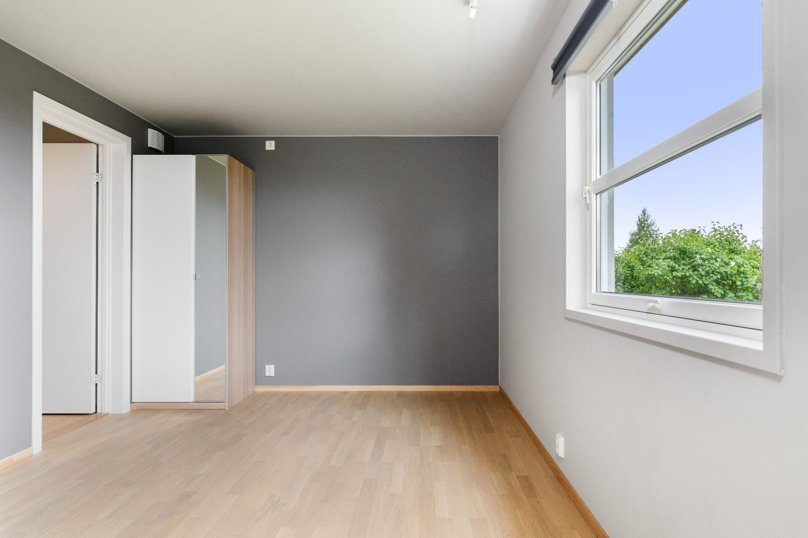 Soverom i 1. etasje Galleribilde