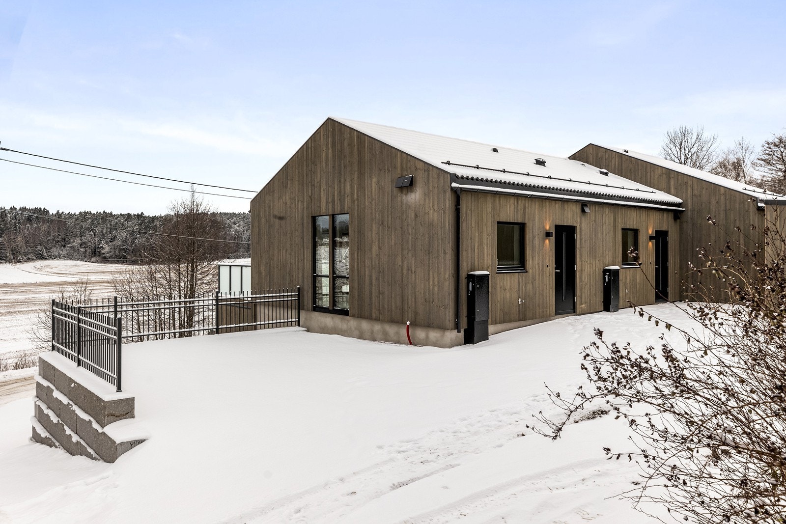 Uteområdene er pent opparbeidet og enkle å vedlikeholde. Galleribilde