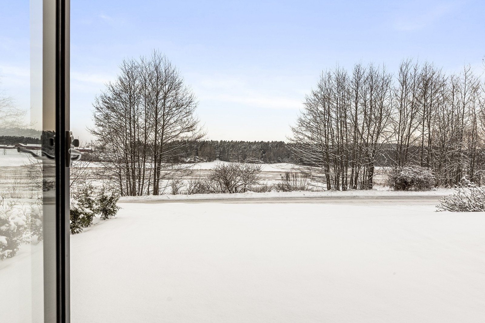 For den aktive finnes det idrettsanlegg som Tunebanen og flere treningssentre i nærheten. Galleribilde