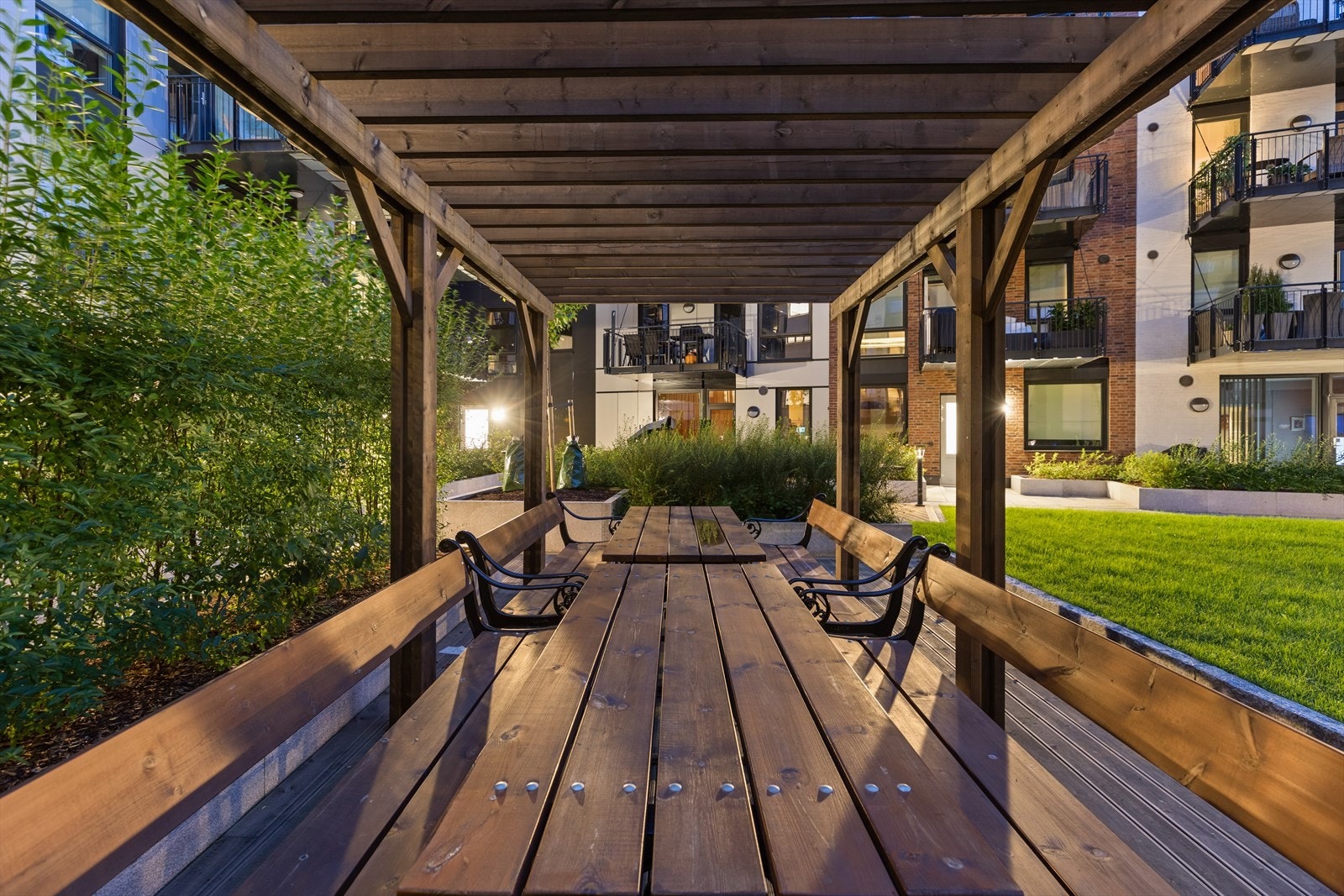 Solrike og flotte uteplasser som kan benyttes Galleribilde