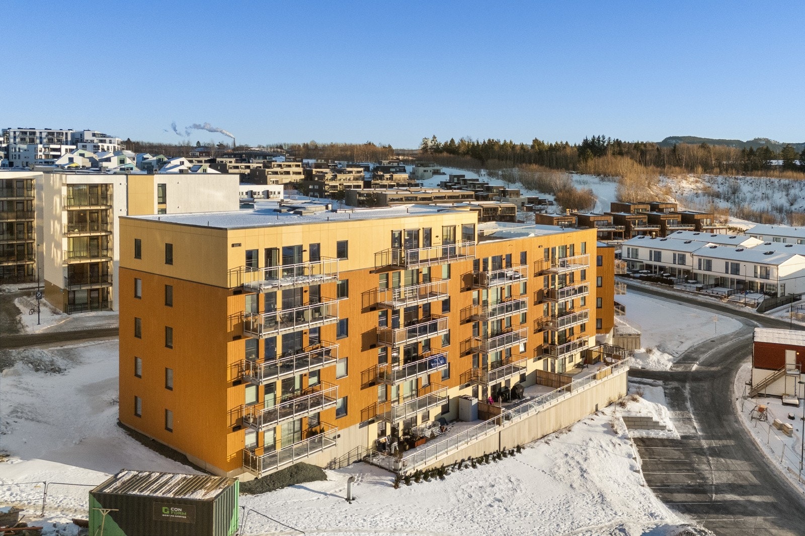 Sameiet ligger på Lund Østre, et koselig og etablert boligområde vest på Heimdal. Galleribilde