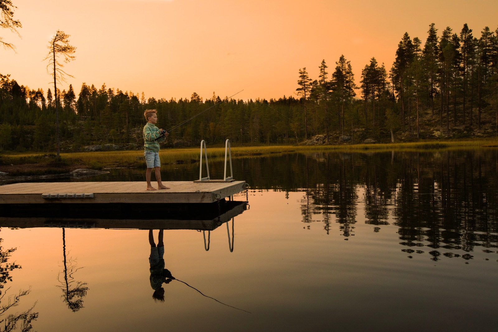 På Turufjell kan du både fiske og bade Galleribilde