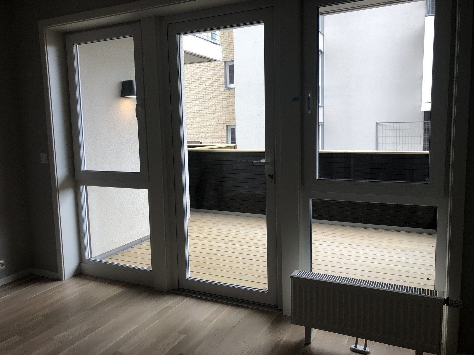 Oppholdsrom med utgang til terrasse Galleribilde