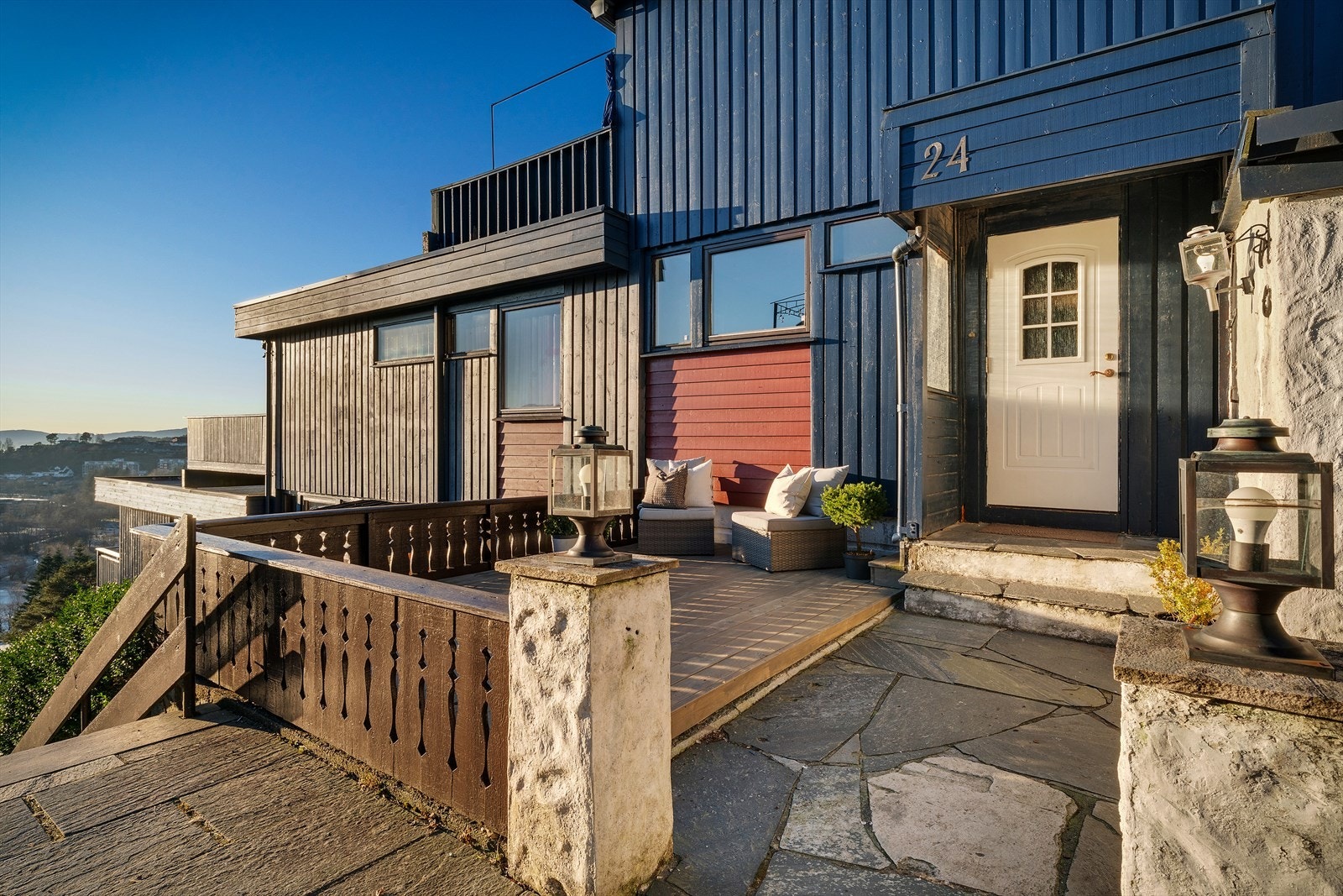 - Fra boligen er det kun 3 min gange til busstoppet "Sikthaugen Terrasse" - Galleribilde