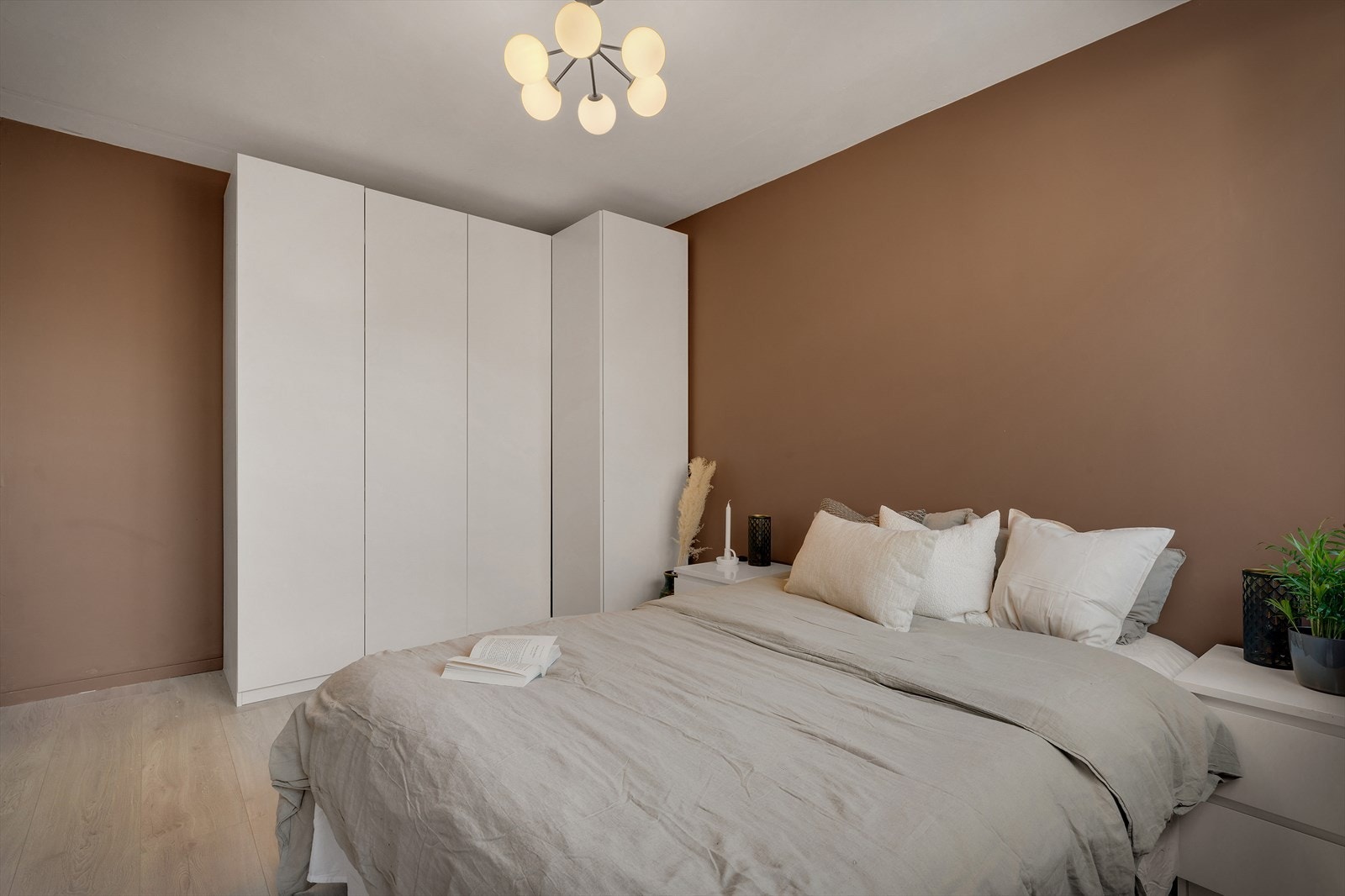 - Merk praktisk garderobeløsning på soverom 2 - Galleribilde