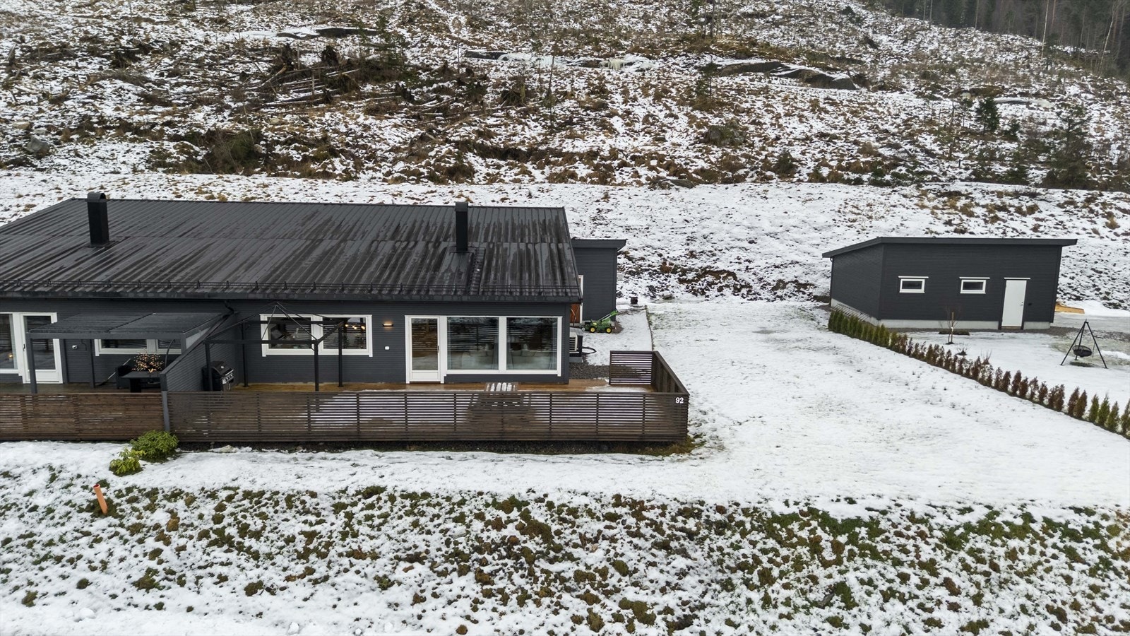 Del av tomannsbustad øverst i Steiafeltet Galleribilde