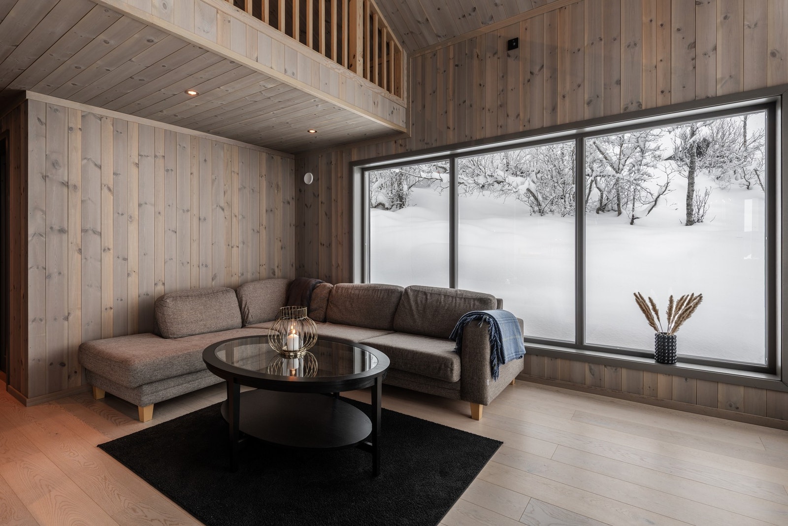 Samle familien til hyttehygge Galleribilde