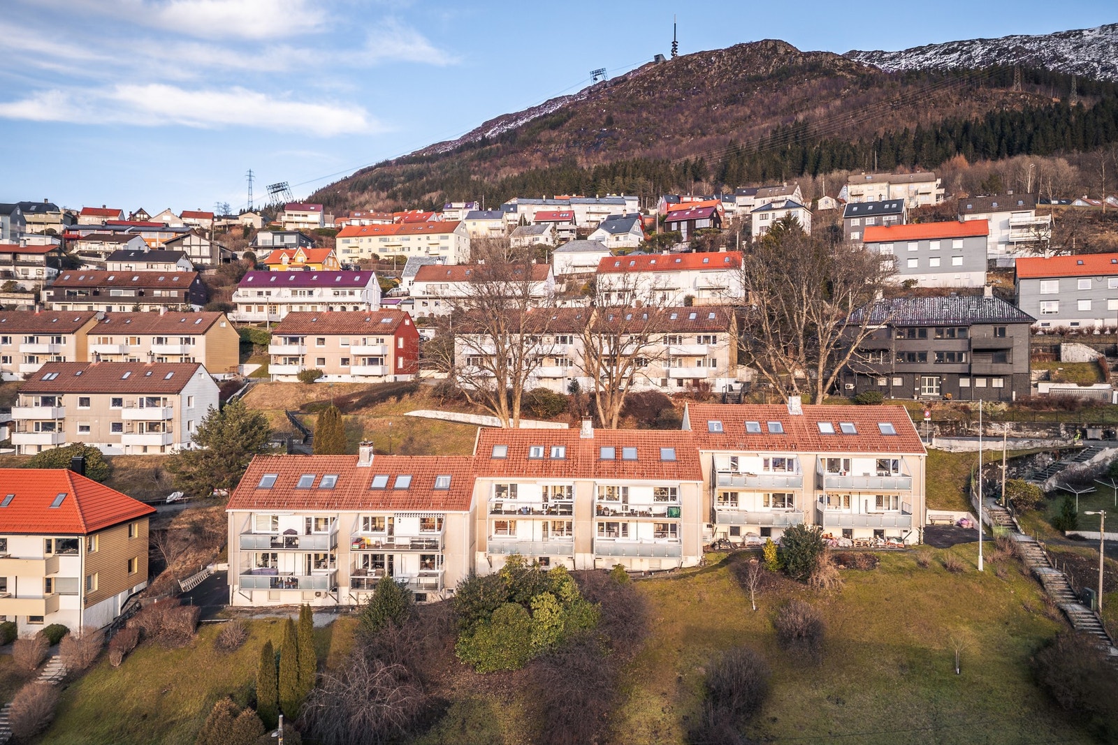 - Beliggenheten er meget sentral og attraktiv, med kort vei til det meste du trenger i hverdagen - Galleribilde