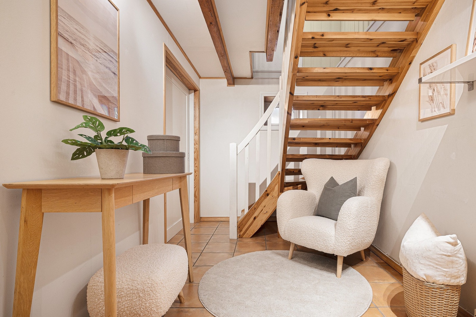 - Det er varmekabler i hele underetasjen, foruten bod - Galleribilde