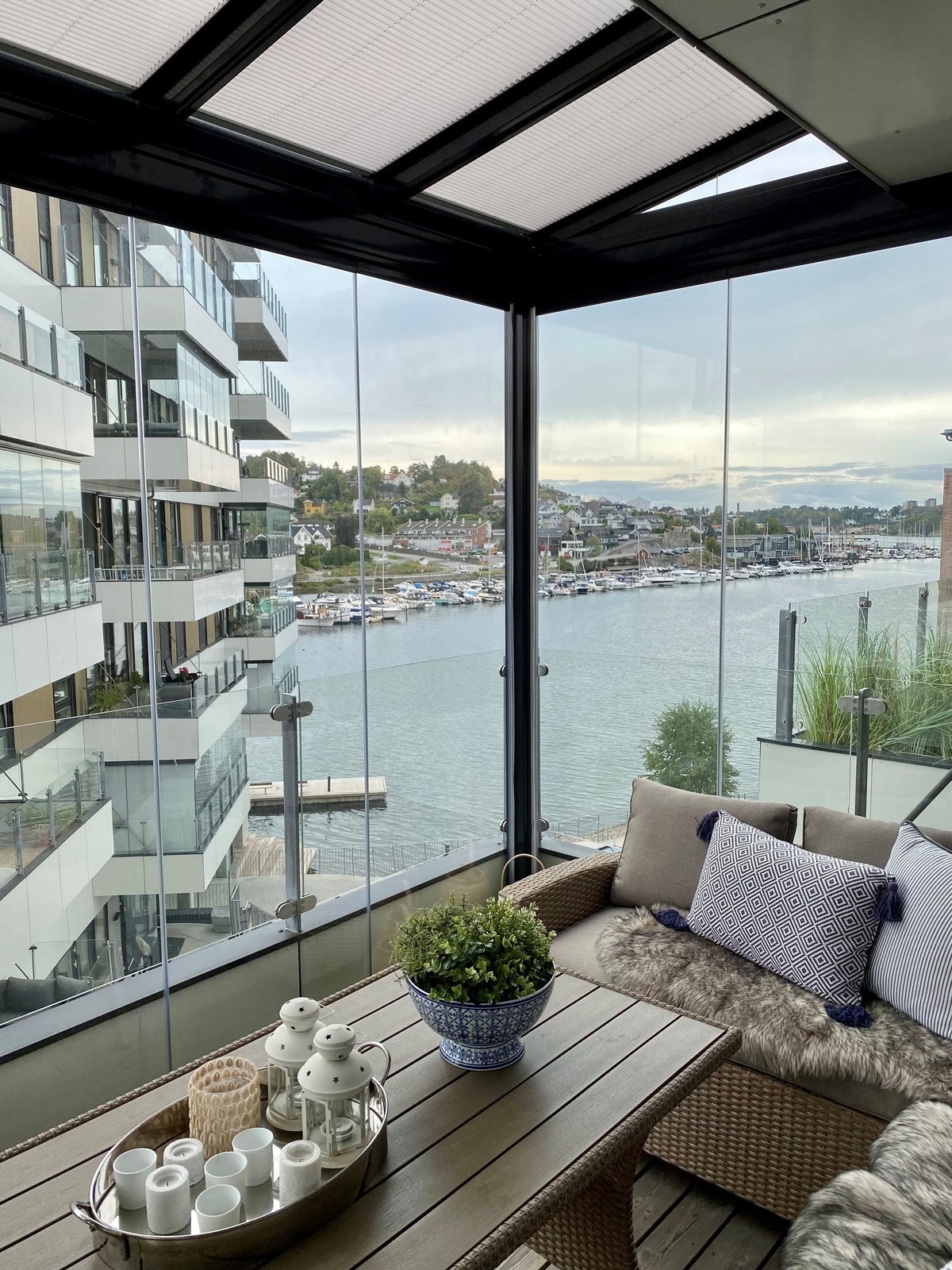 Fantastisk fin sjøutsikt fra balkongen! Galleribilde