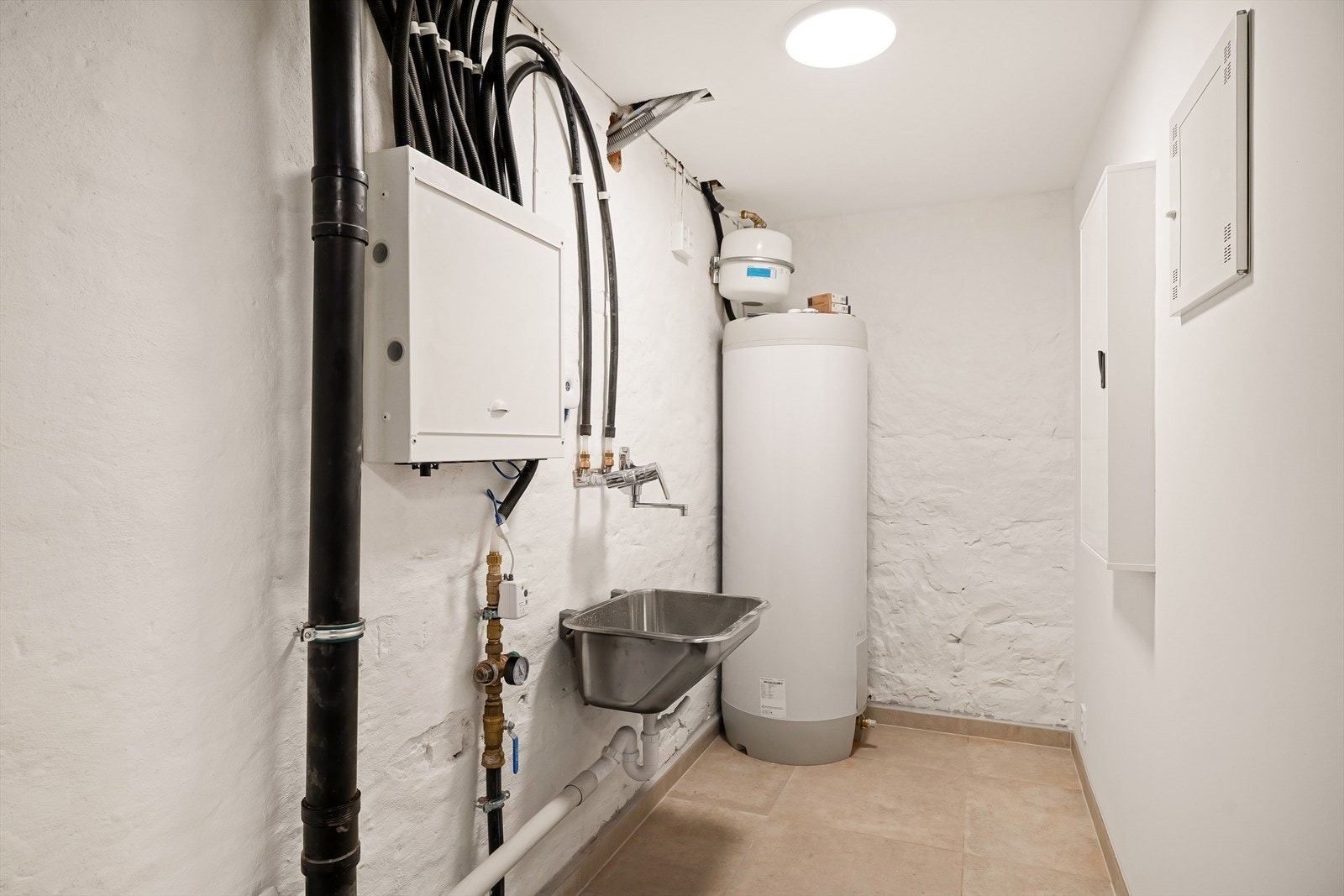 Vaskerom i kjeller Galleribilde