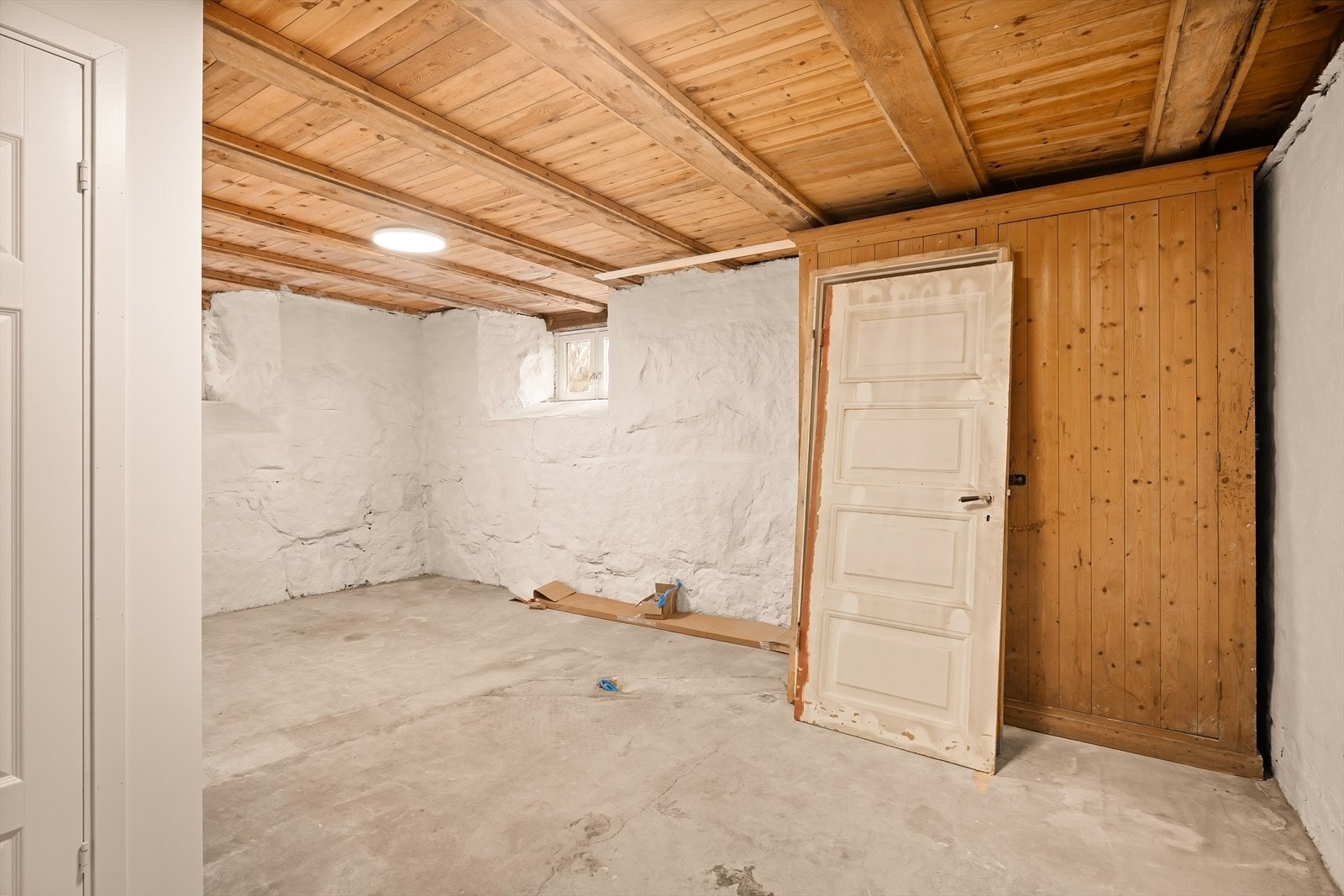 Enkelte vinduer kan tilpasses slik at de blir godkjent rømningsvei. Galleribilde