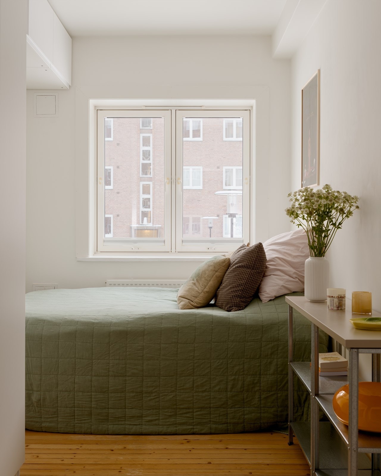 Her er det god plass til seng, pult eller annet ønskelig møblement. Galleribilde