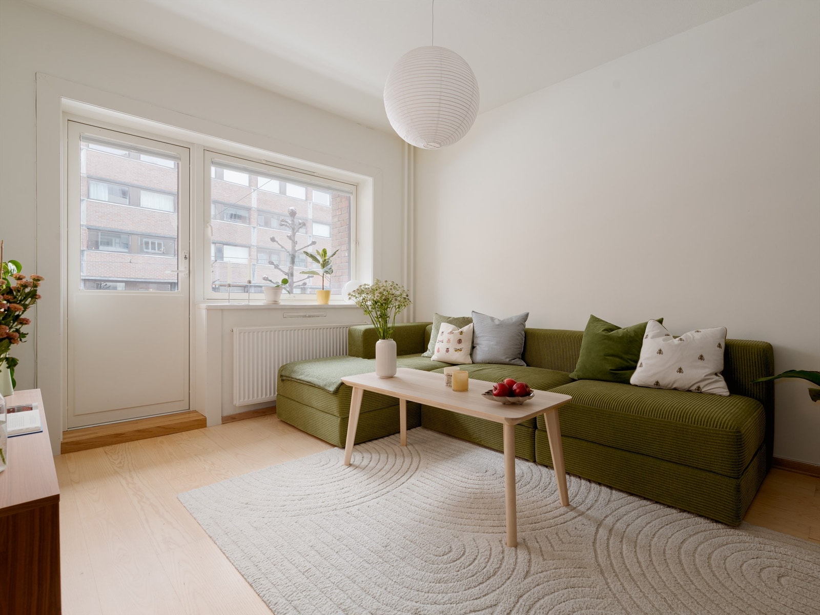 Velkommen til en delikat og innbydende 3-roms andelsleilighet med en herlig balkong. Galleribilde