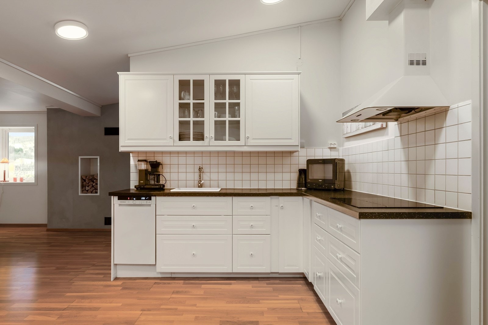 Kjøkkenet er fra 2012 og holder fortsatt en god standard. Galleribilde