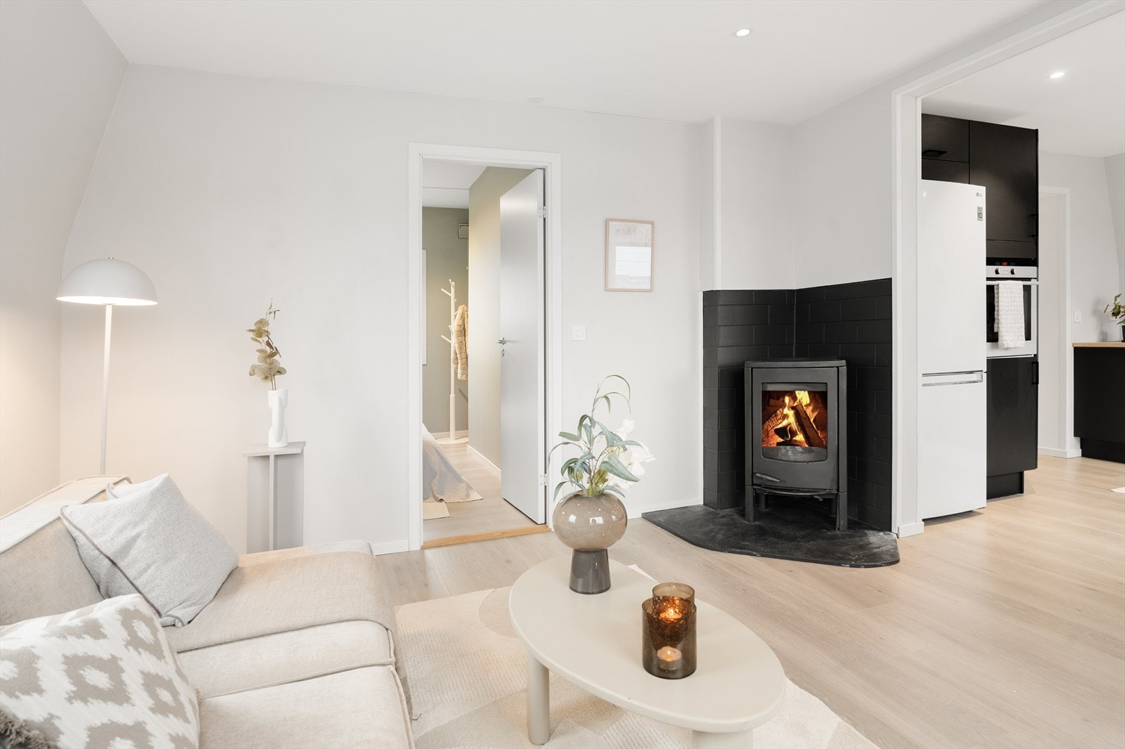 2. etasje - Peisovn for hygge og varme på kalde dager. Galleribilde