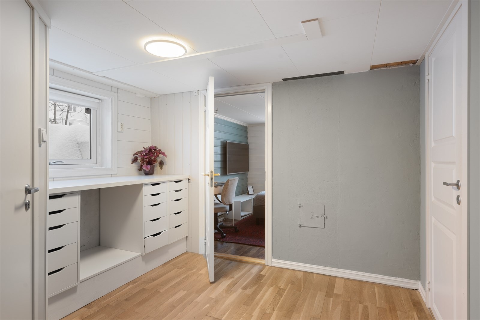 Gang nede Galleribilde