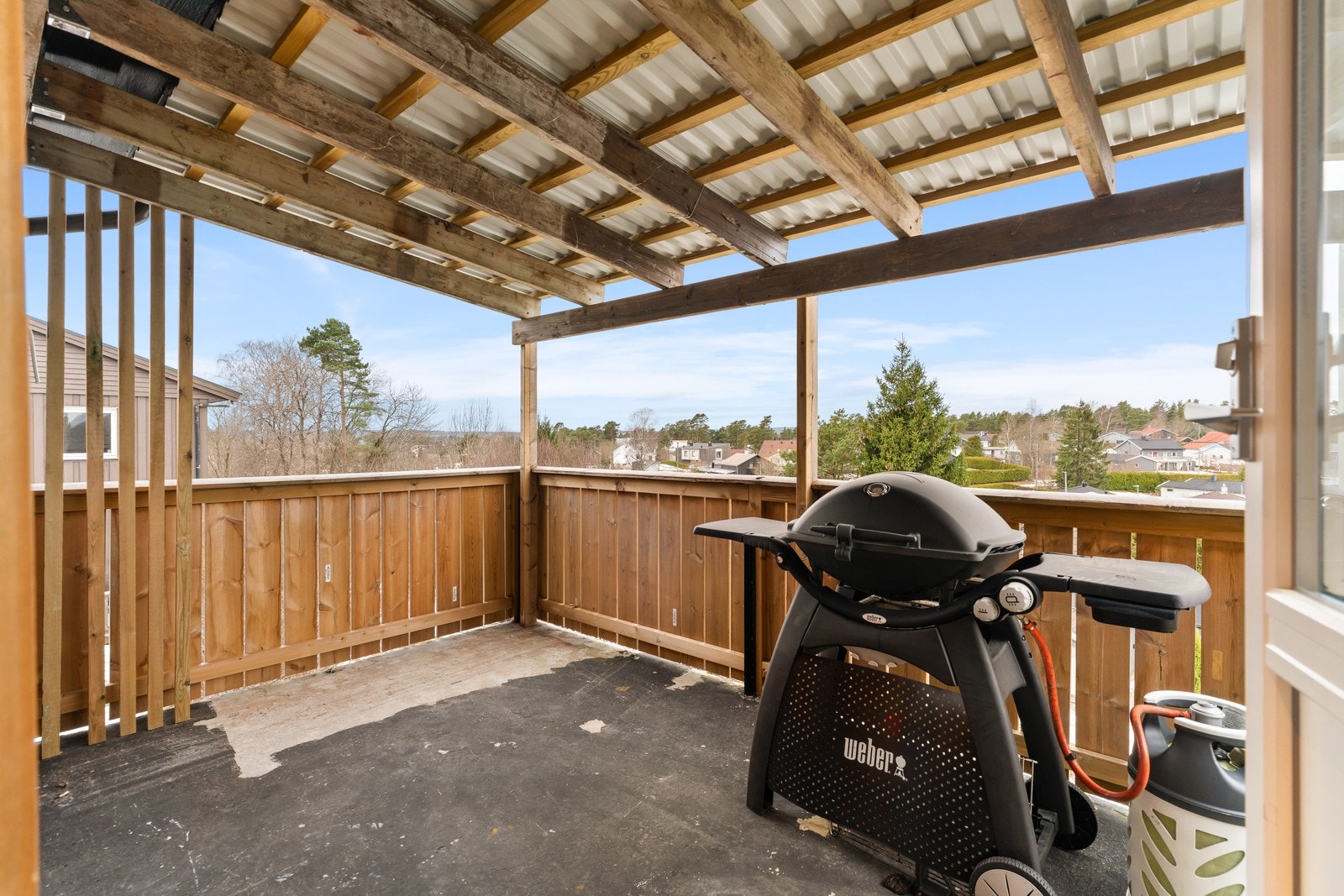 Balkongen er på hele 16 kvm. Galleribilde