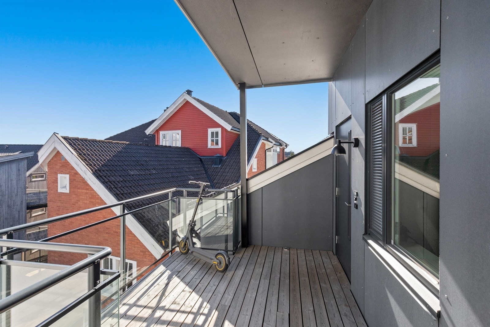 Inngangsparti til leiligheten. Galleribilde