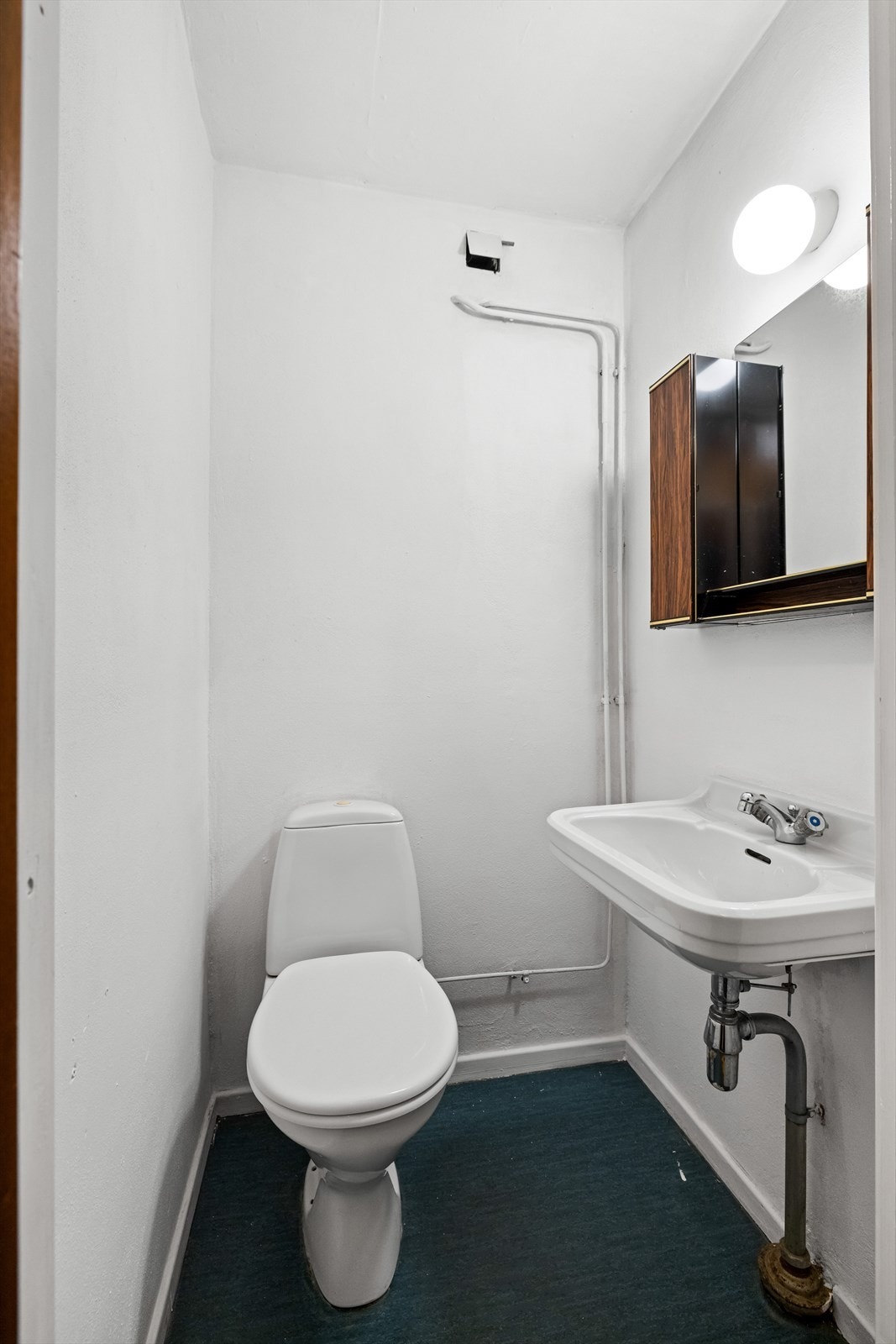 WC u.etg. Galleribilde