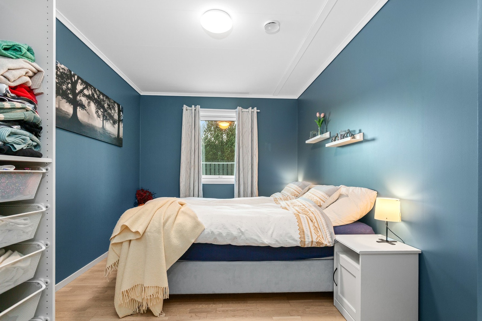 Soverom 12,8m². Galleribilde