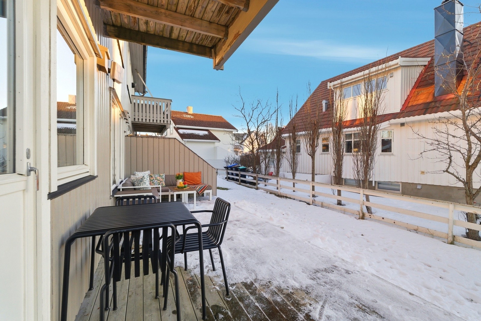 Terrasse. Galleribilde