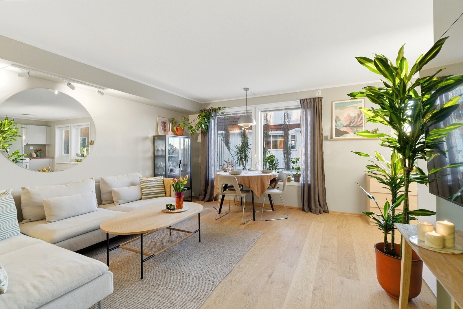 Leiligheten er meget tiltalende og holder god standard. Galleribilde