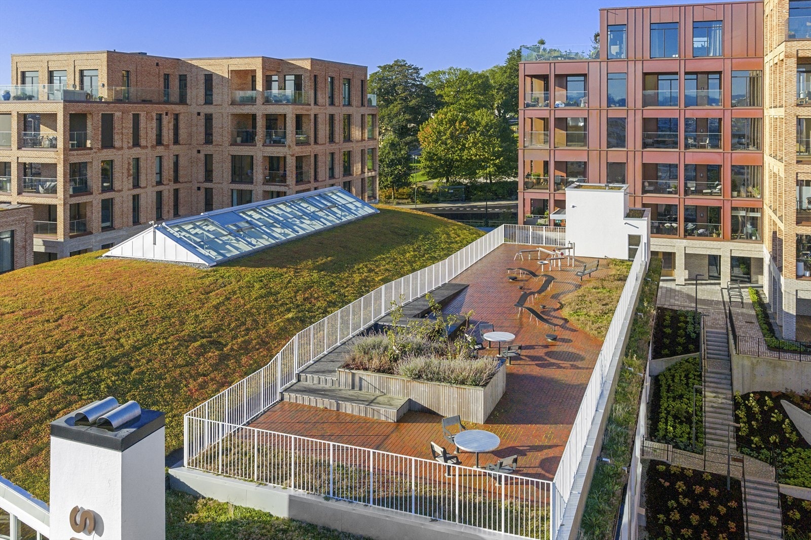 Felles takterrasse tilgjengelig for alle i Bykronen Galleribilde