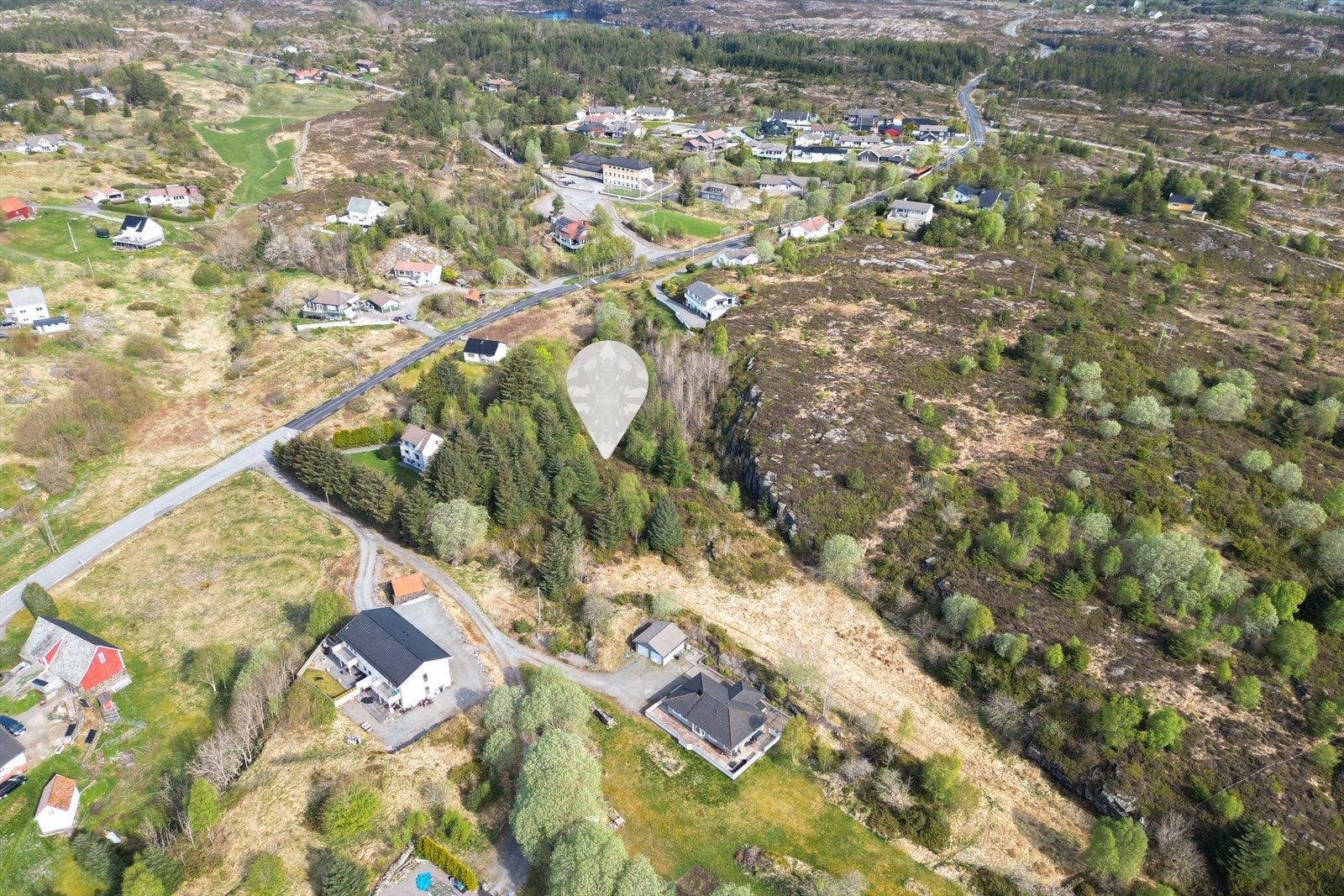 Her bor man tett på naturen med kort vei til flere attraksjoner og rekreasjonsmuligheter Galleribilde