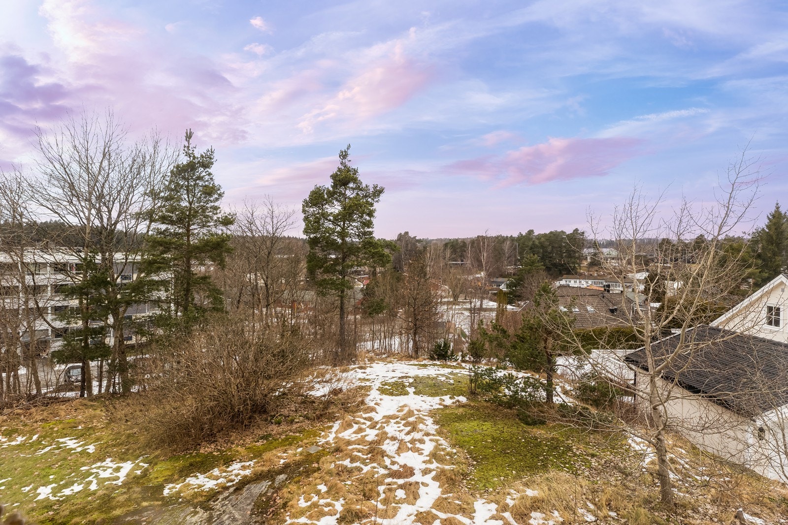 Her er det planlagt oppføring av ny tomannsbolig Galleribilde