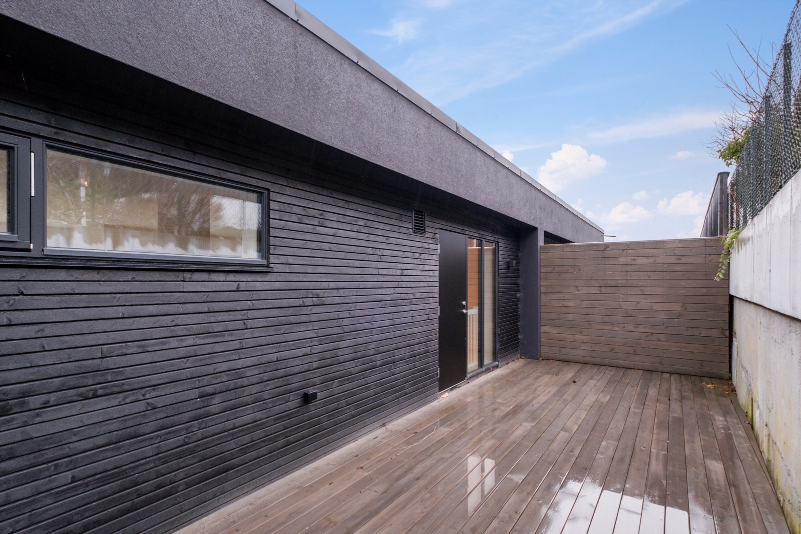 Treterrasse på terreng mot nord Galleribilde