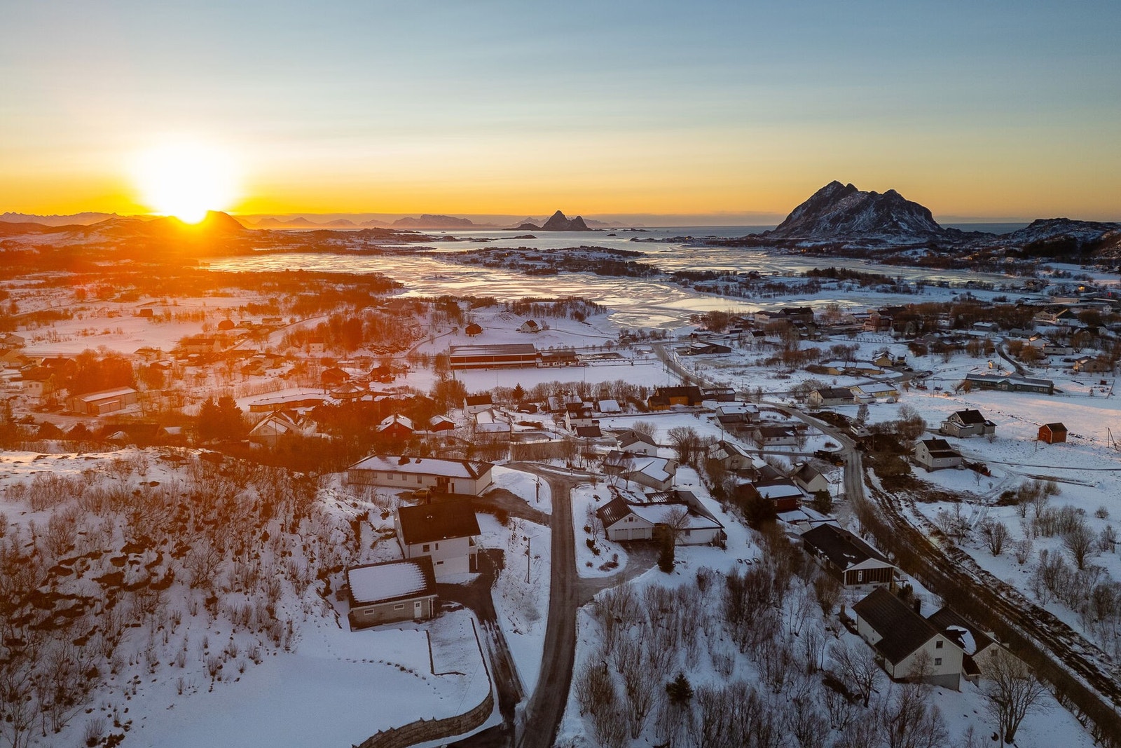 Det er et lite trafikkert område med kort gangavstand til det meste av hverdagsfasiliteter. Galleribilde